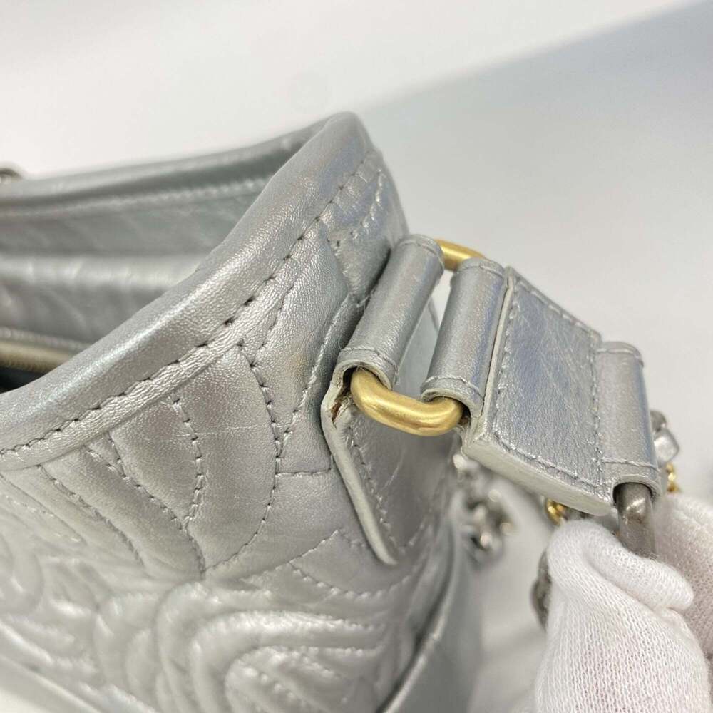 CHANEL Gold Shoulder Bag - Picture 7 of 10